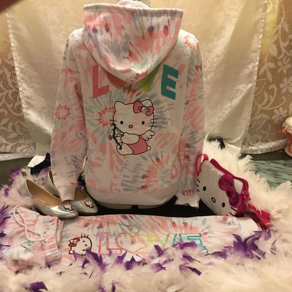 AMAZING adorbale tye dye tracksuit with hello kitty and crystal details! - Picture 1 of 12